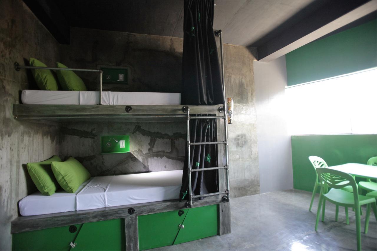 W Hostel Boracay Boracay Island Esterno foto