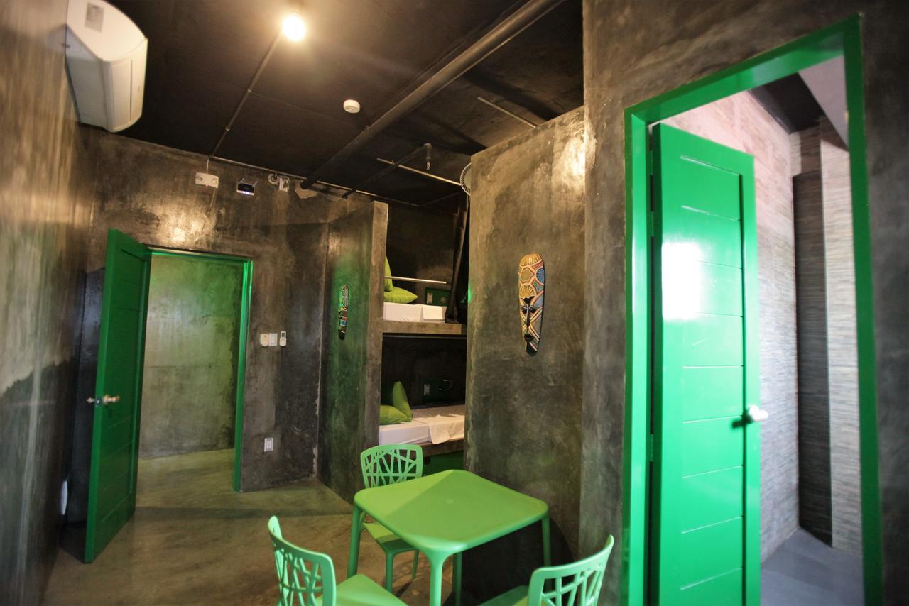 W Hostel Boracay Boracay Island Esterno foto