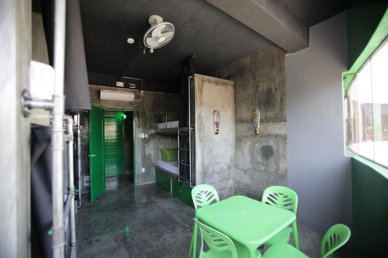 W Hostel Boracay Boracay Island Esterno foto